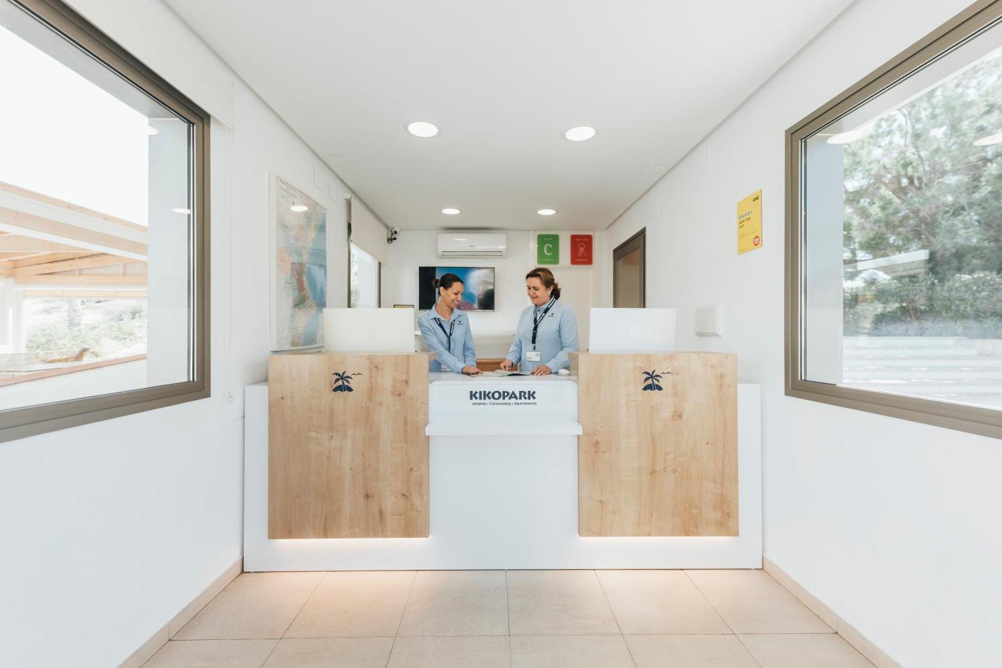 Kiko Park Oliva酒店 外观 照片